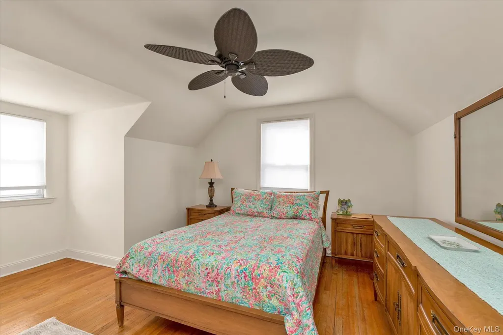 45 Sylvia Lane New Hyde Park NY 11040