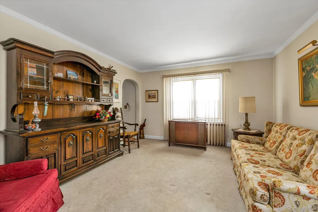 45 Sylvia Lane New Hyde Park NY 11040