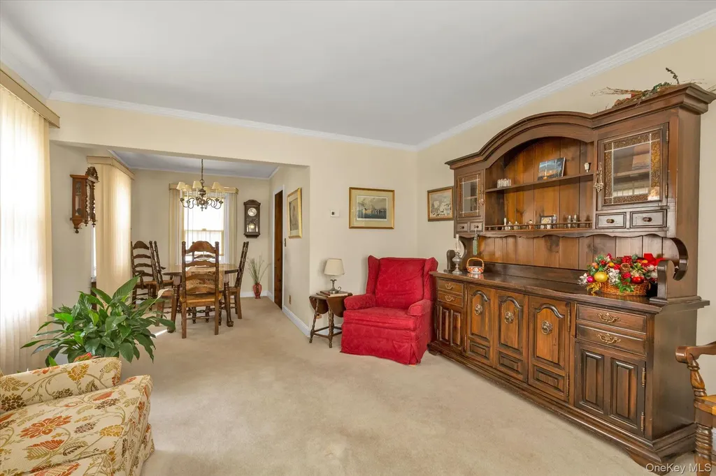 45 Sylvia Lane New Hyde Park NY 11040