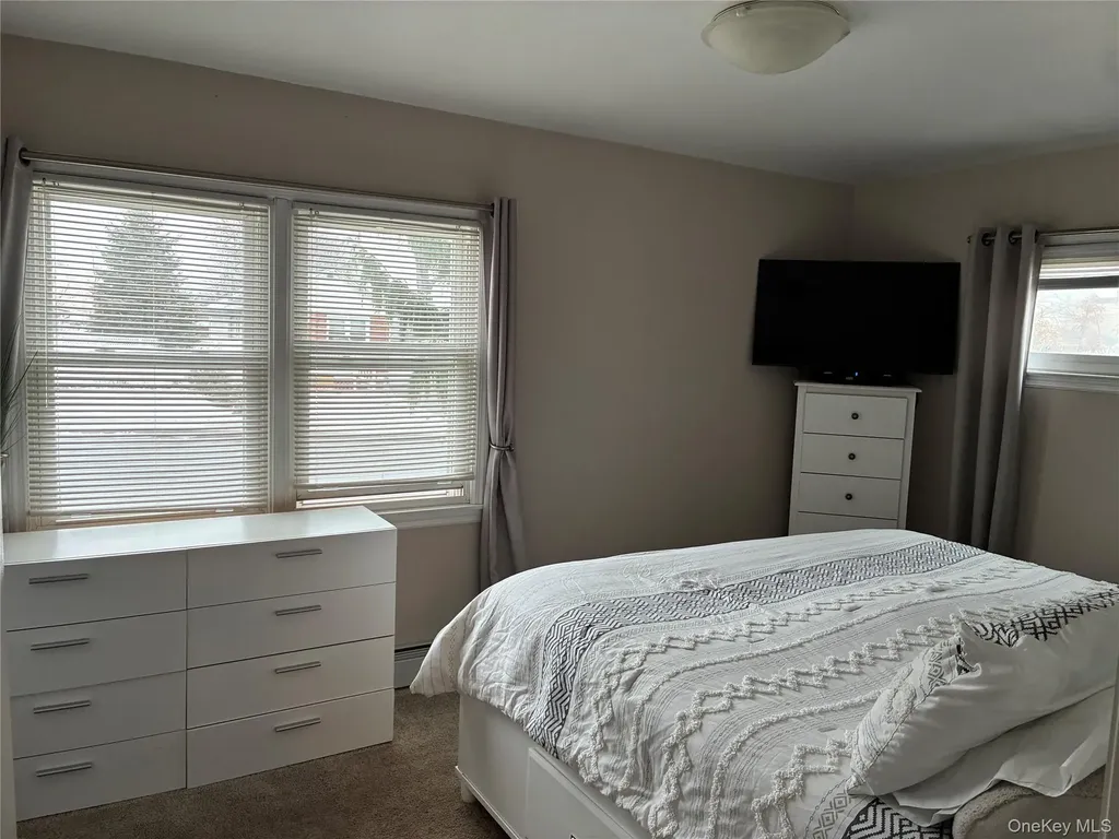 34 Beach Street West Islip NY 11795