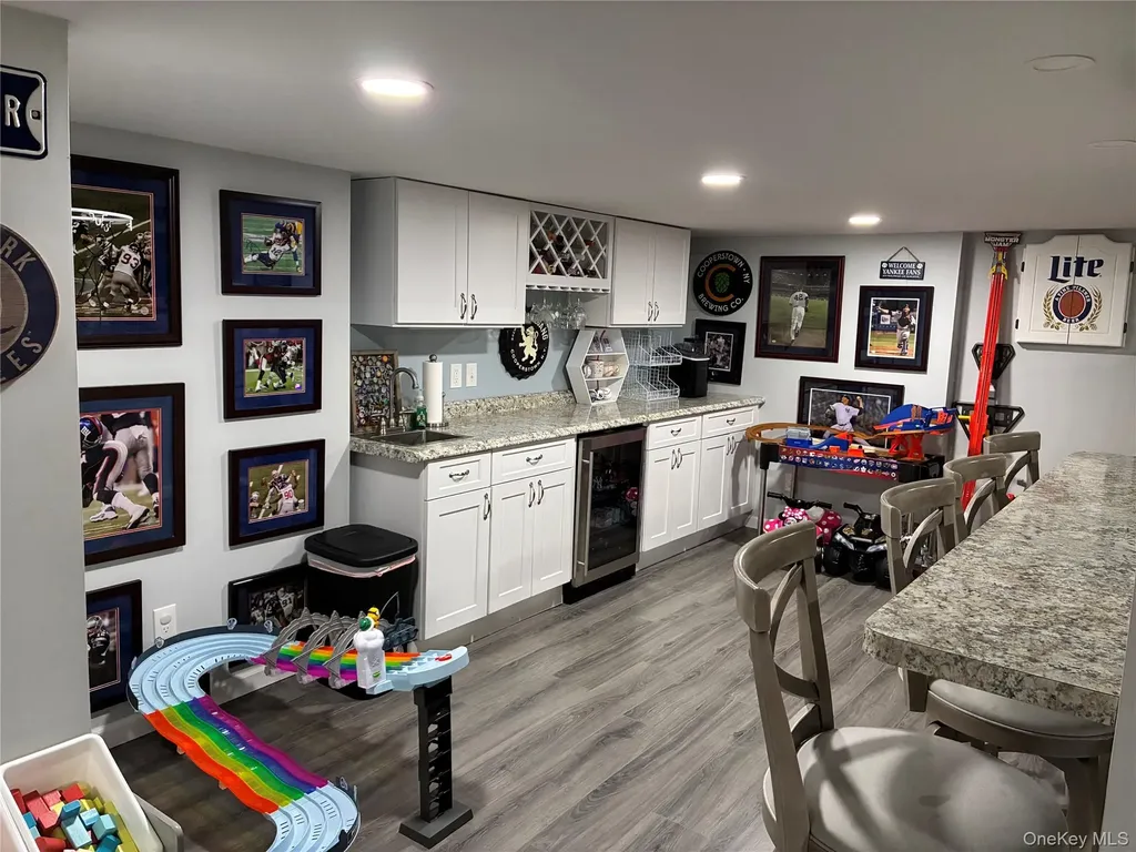 34 Beach Street West Islip NY 11795
