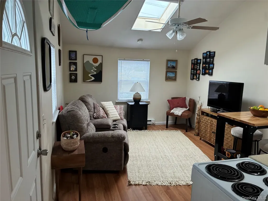 34 Beach Street West Islip NY 11795