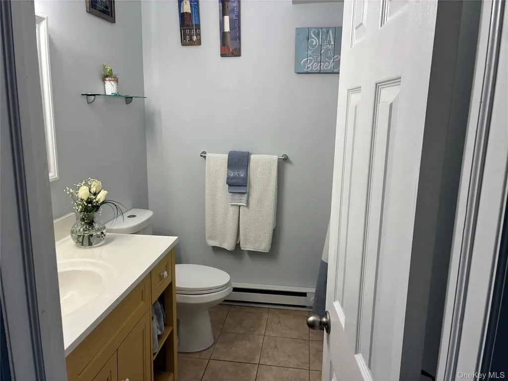 34 Beach Street West Islip NY 11795