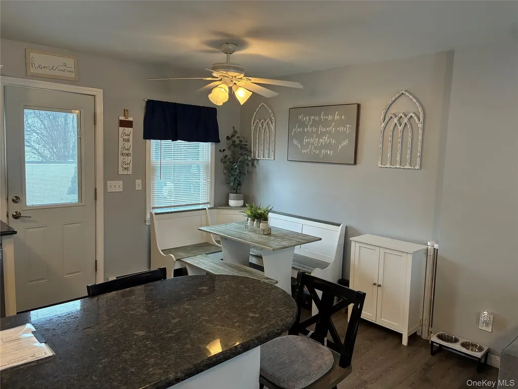 34 Beach Street West Islip NY 11795