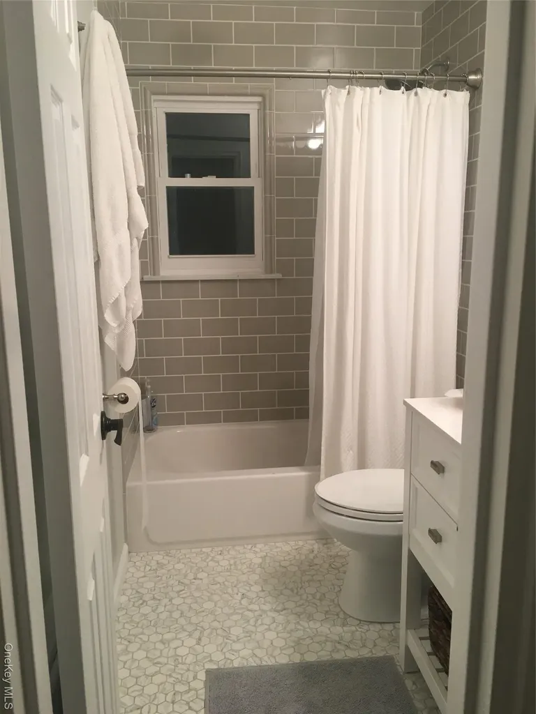 8 Blackford Avenue Yonkers NY 10704