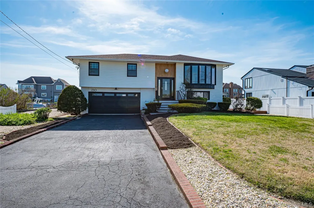 230 Sequams Lane Center West Islip NY 11795