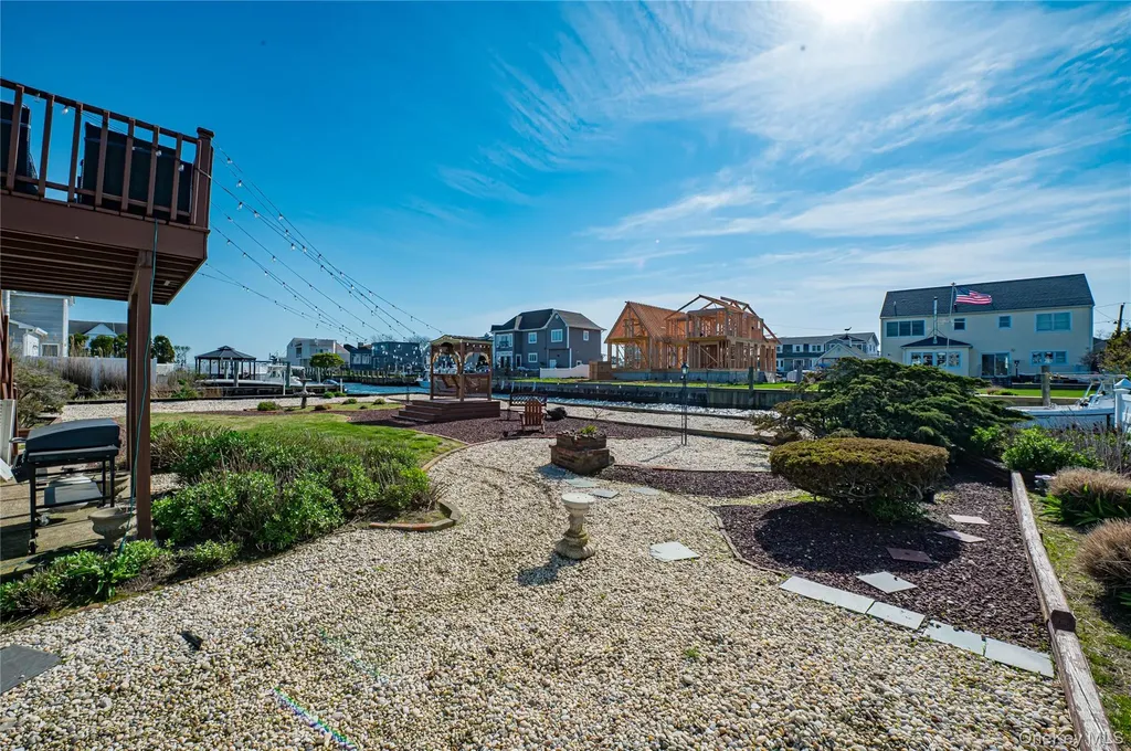 230 Sequams Lane Center West Islip NY 11795