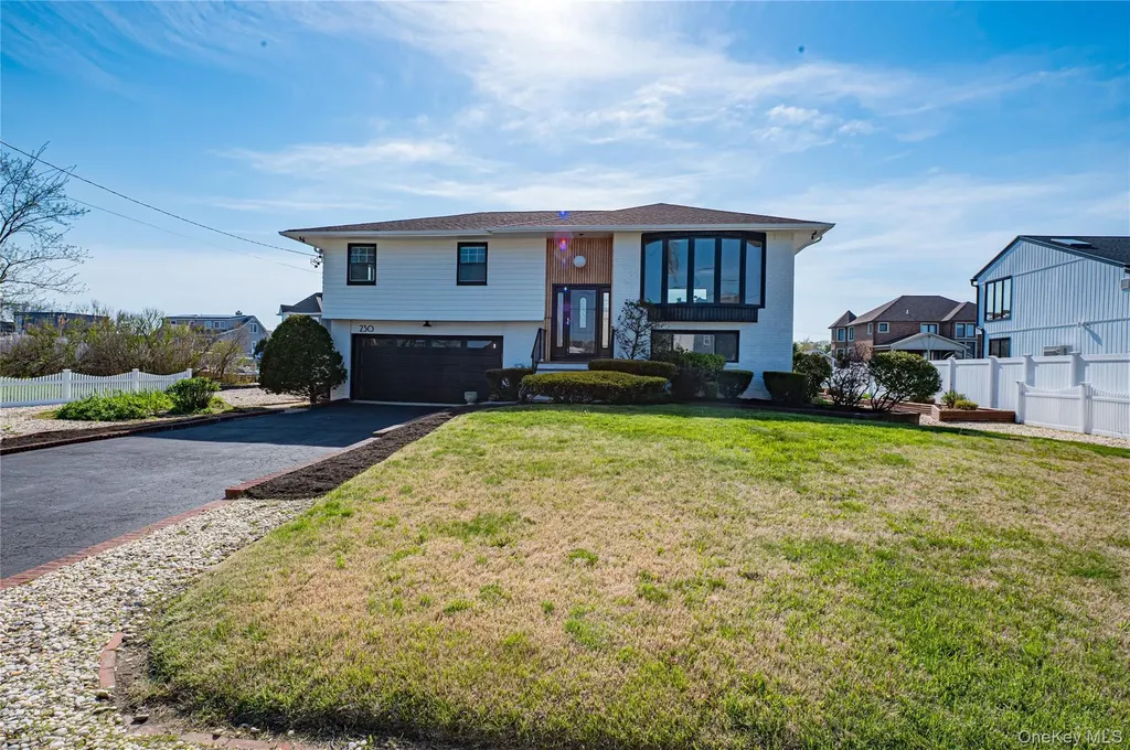230 Sequams Lane Center West Islip NY 11795