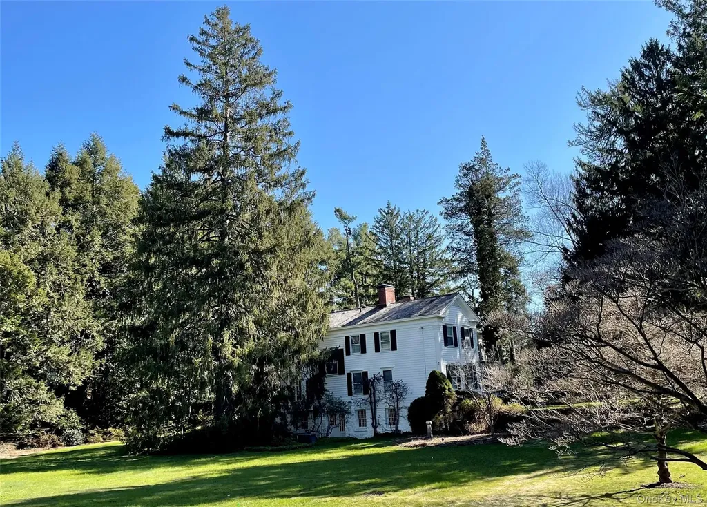 549 Croton Lake Road Bedford Corners NY 10549