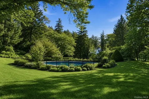 549 Croton Lake Road Bedford Corners NY 10549