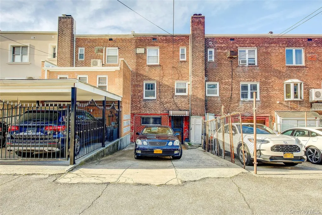 102-20 63rd Road Forest Hills NY 11375