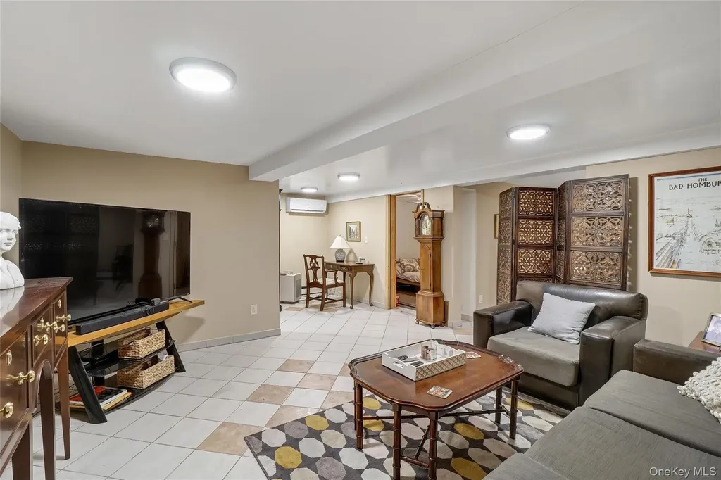 41 Peddler Hill Road Monroe NY 10950