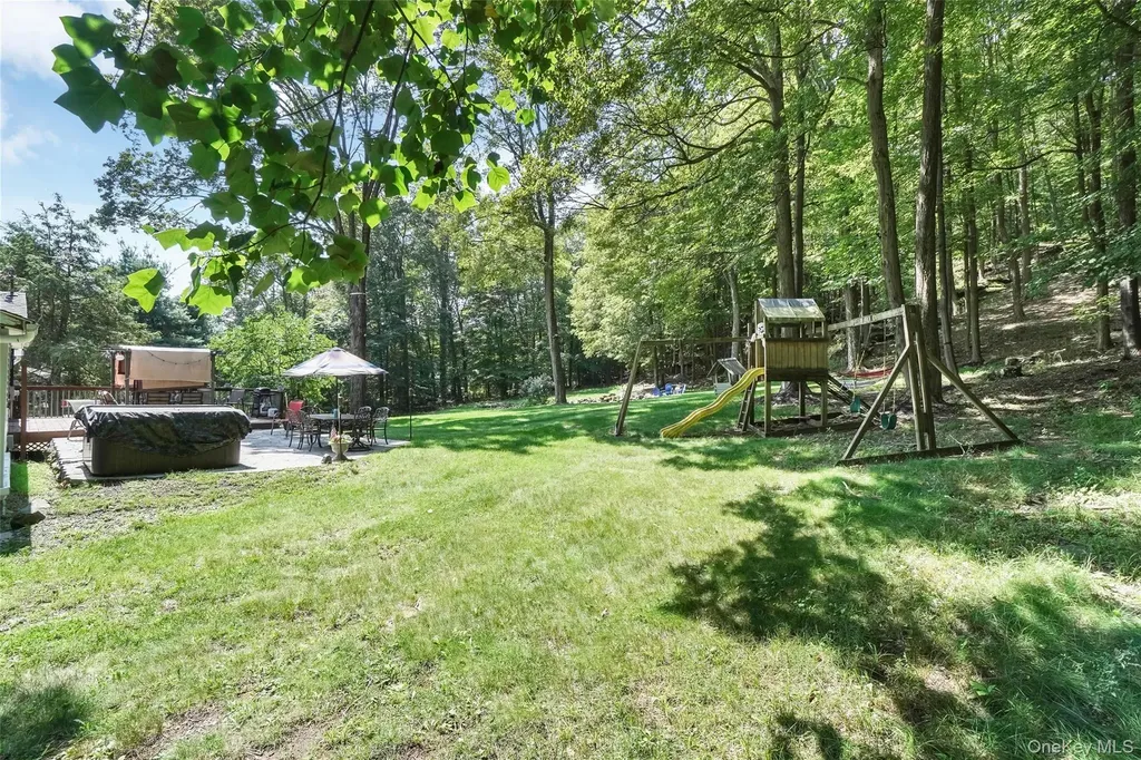 41 Peddler Hill Road Monroe NY 10950