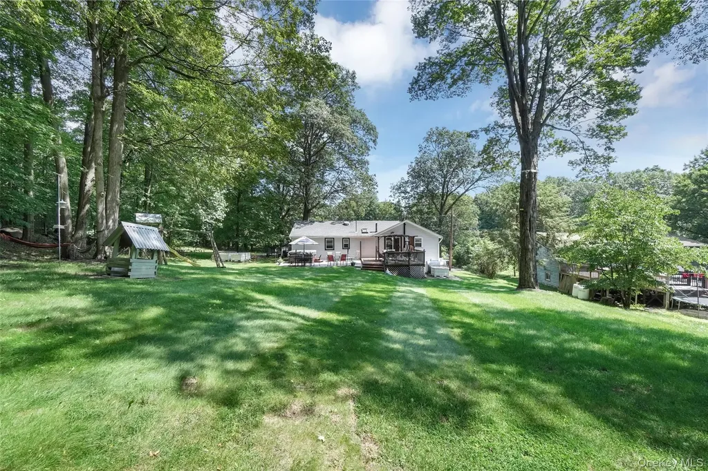 41 Peddler Hill Road Monroe NY 10950