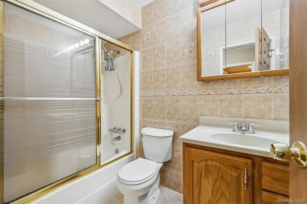 5 Haiti Lane Coram NY 11727