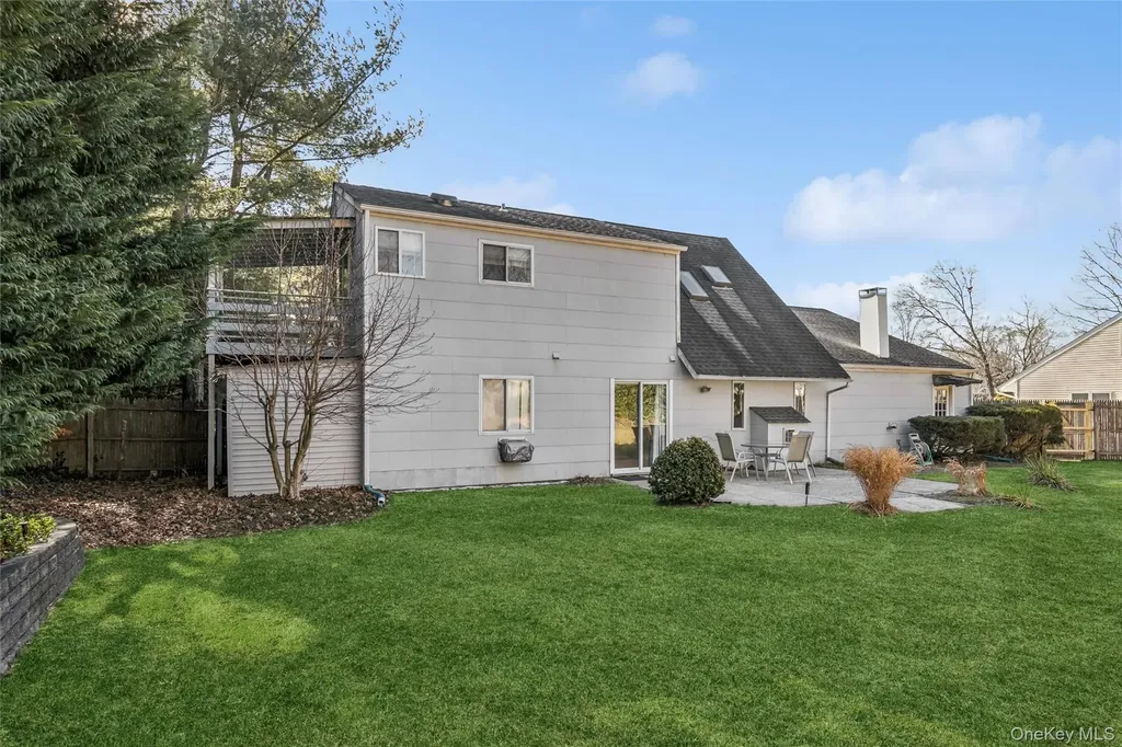 5 Haiti Lane Coram NY 11727