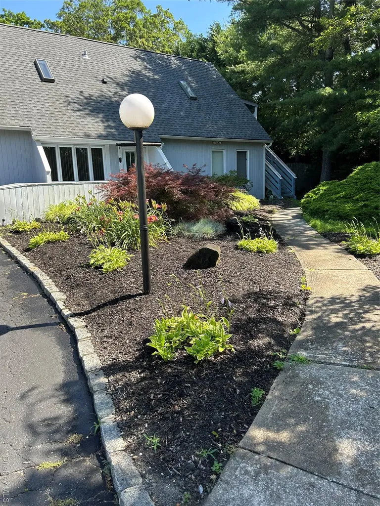5 Haiti Lane Coram NY 11727