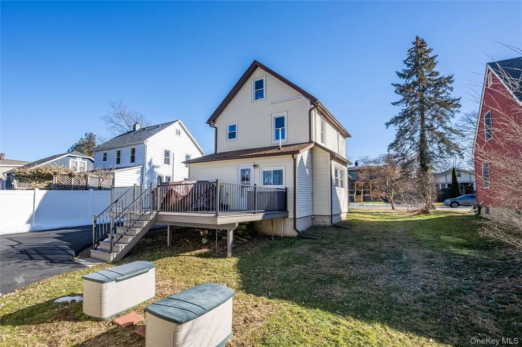 28 Maple Street Cornwall NY 12518