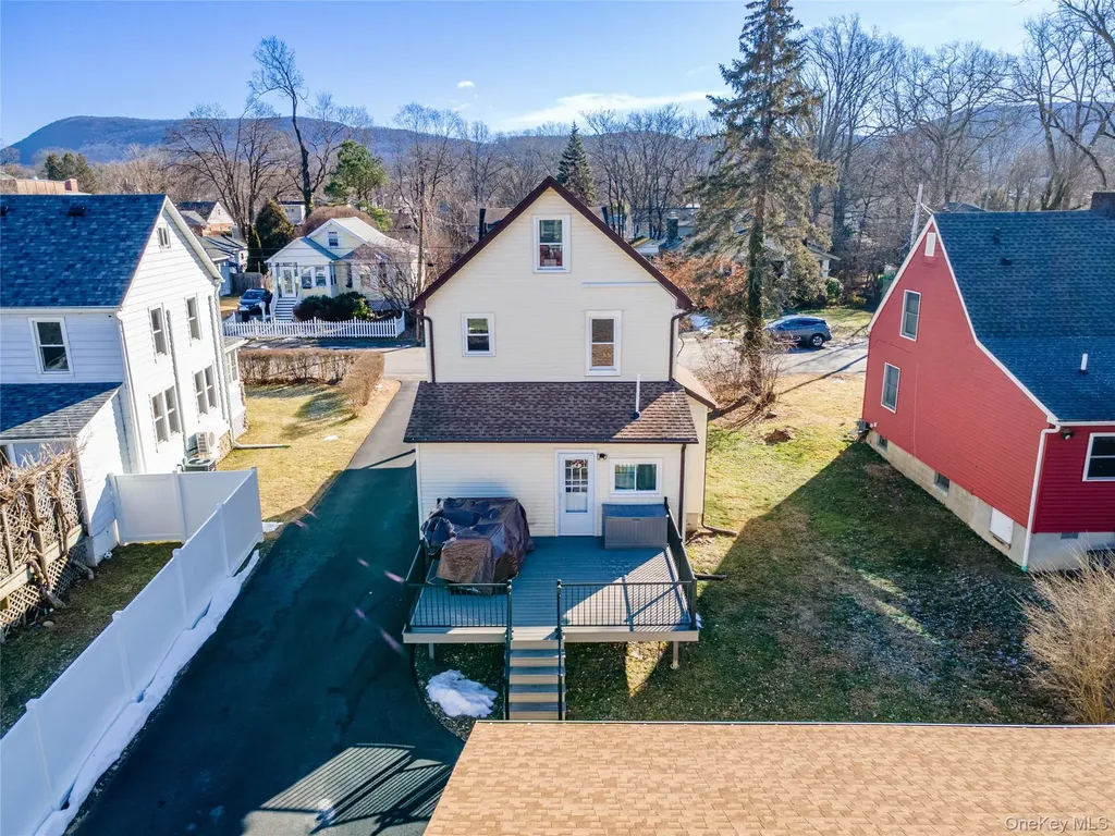 28 Maple Street Cornwall NY 12518