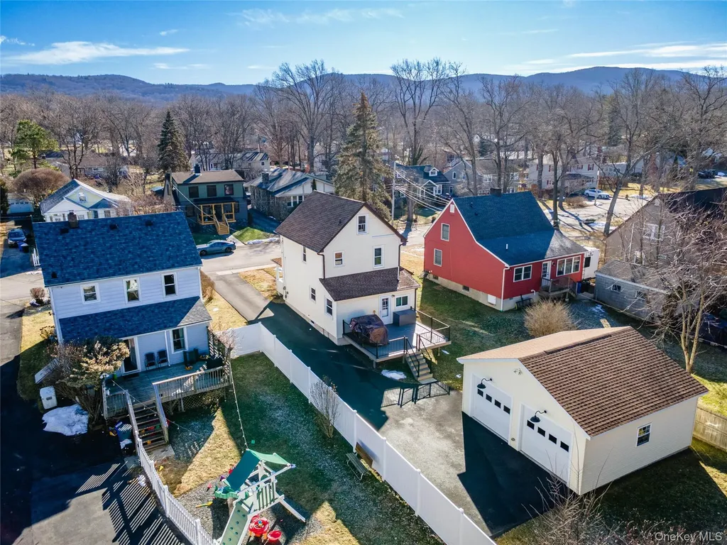 28 Maple Street Cornwall NY 12518