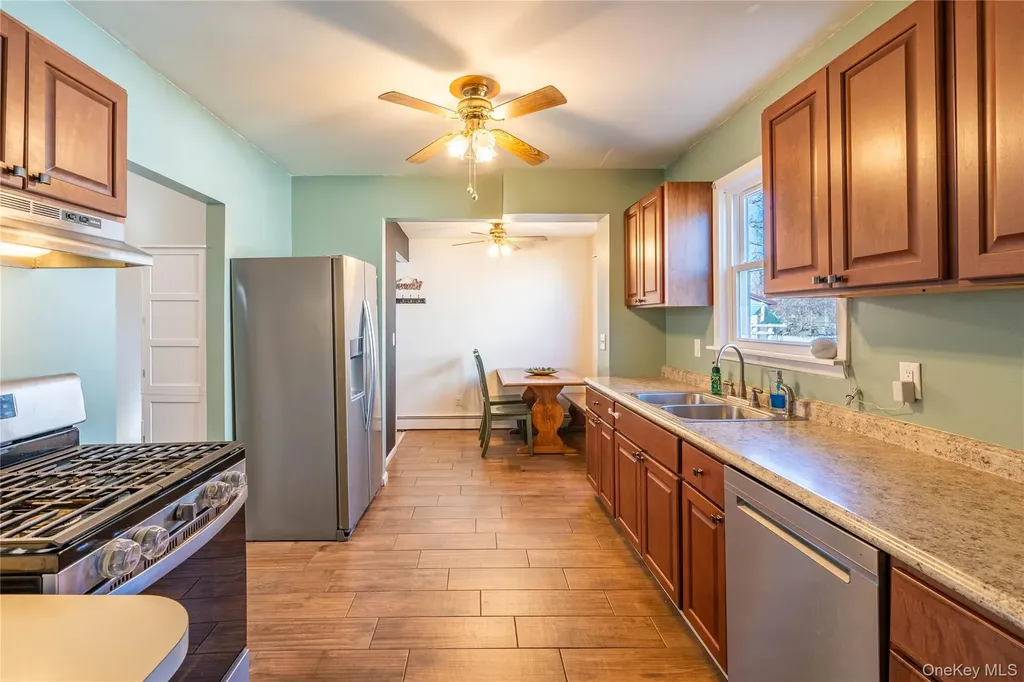 28 Maple Street Cornwall NY 12518