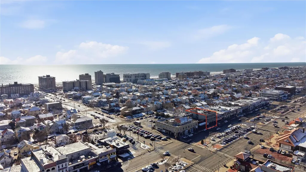 20 Park W Long Beach NY 11561
