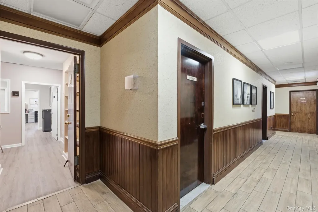 20 Park W Long Beach NY 11561