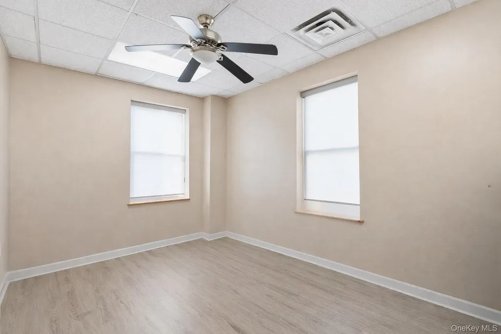 20 Park W Long Beach NY 11561