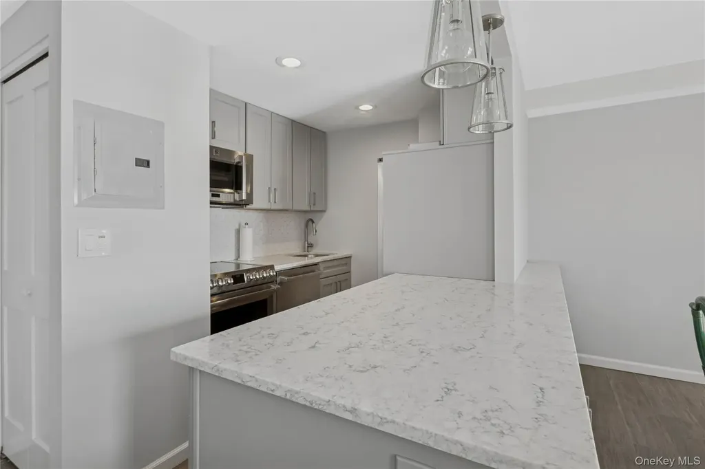 2 Richmond Road Lido Beach NY 11561