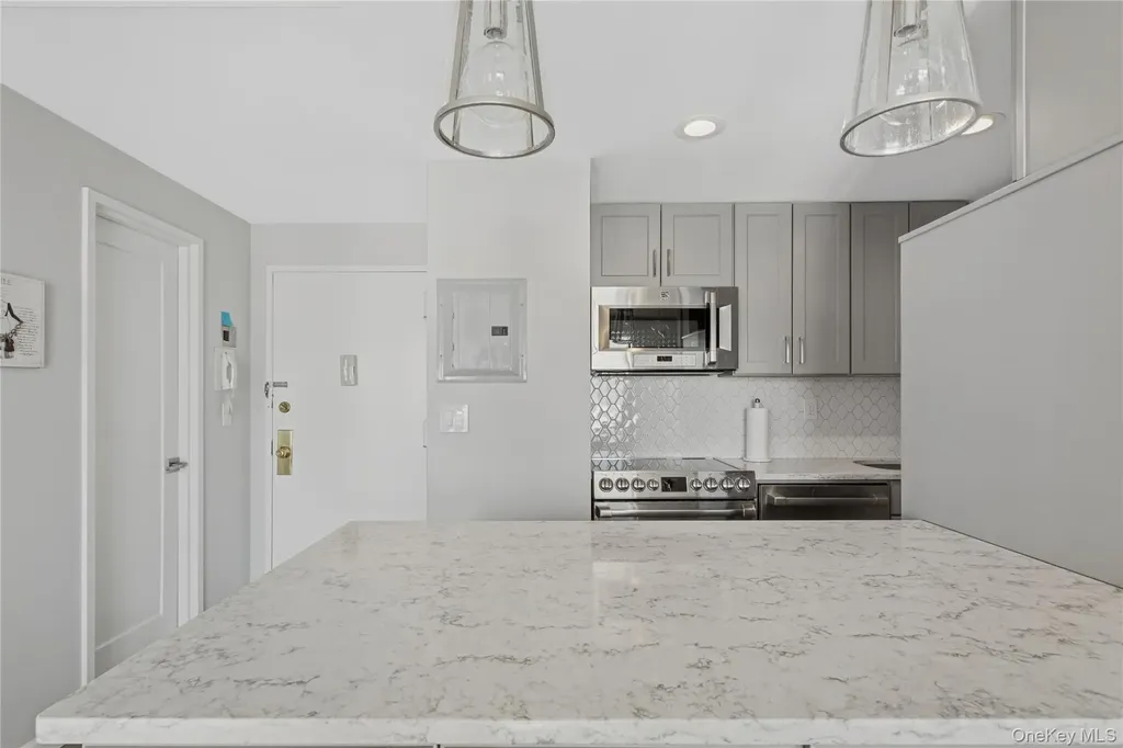 2 Richmond Road Lido Beach NY 11561