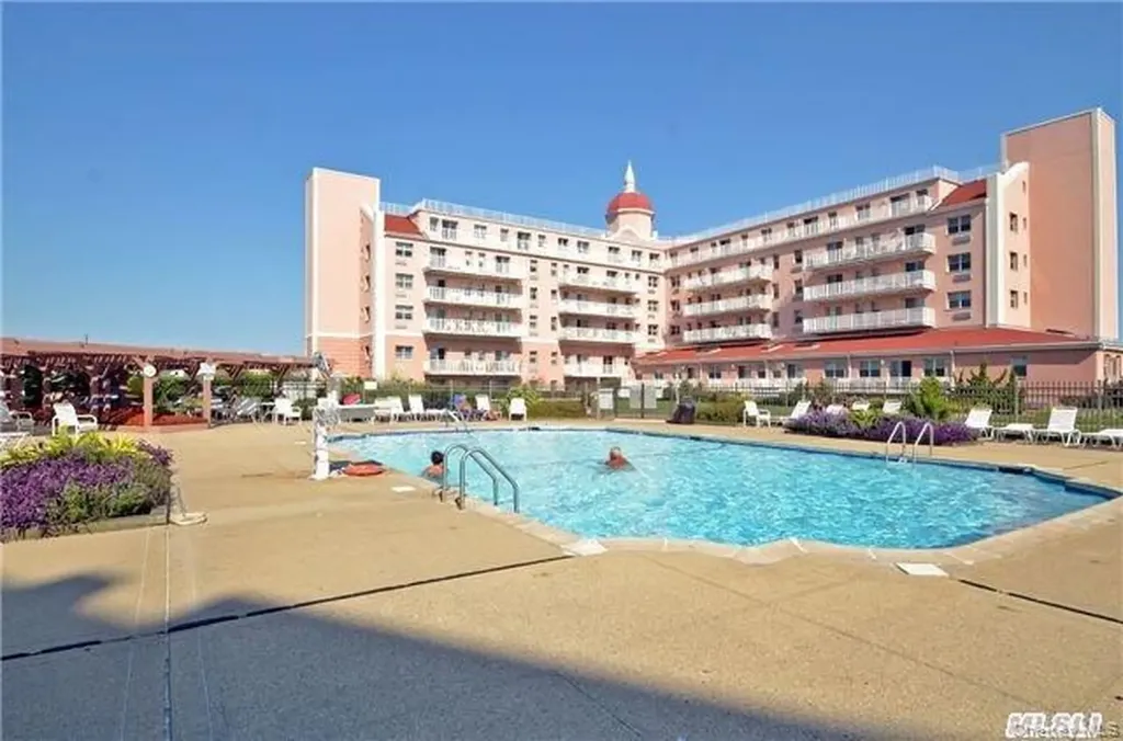 2 Richmond Road Lido Beach NY 11561