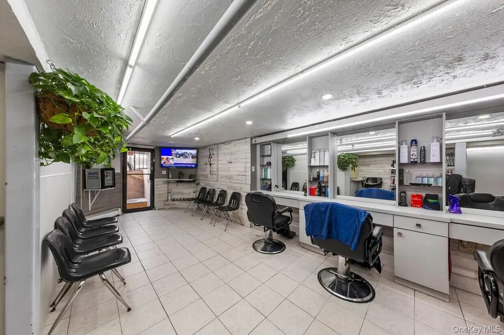 81-38 Baxter Avenue Elmhurst NY 11373