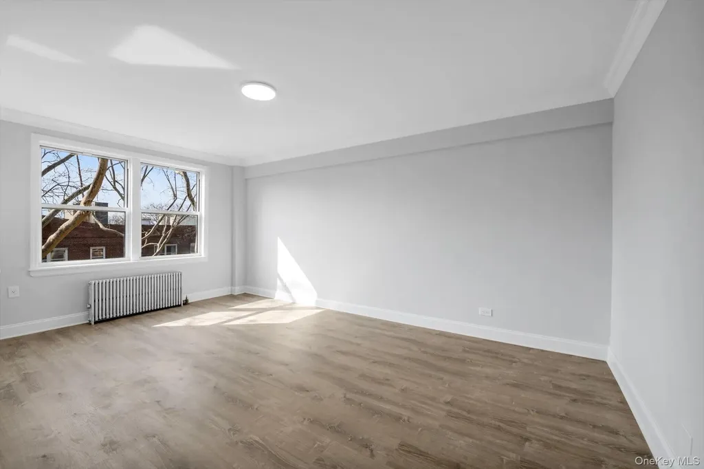 141-37 Union Turnpike Flushing NY 11367