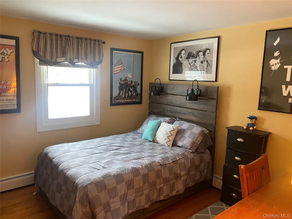 34 Ambassador Lane Newburgh NY 12550