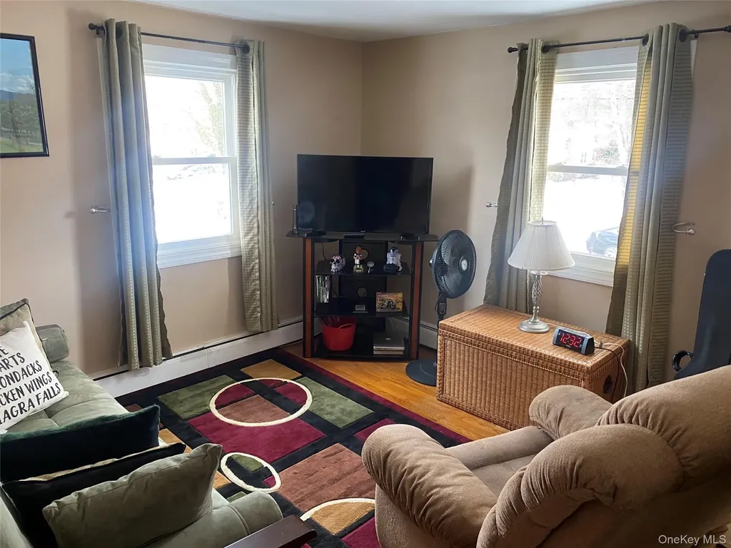 34 Ambassador Lane Newburgh NY 12550