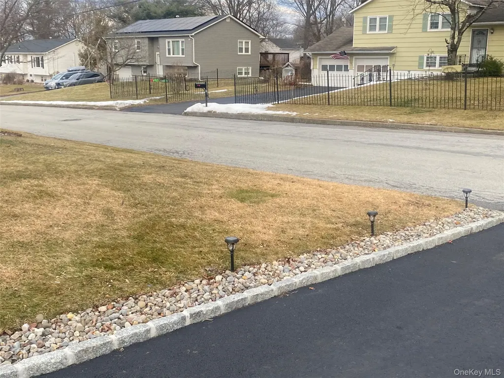 34 Ambassador Lane Newburgh NY 12550