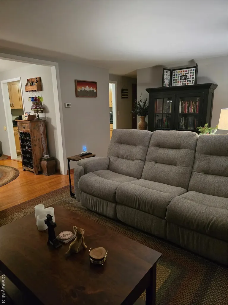34 Ambassador Lane Newburgh NY 12550