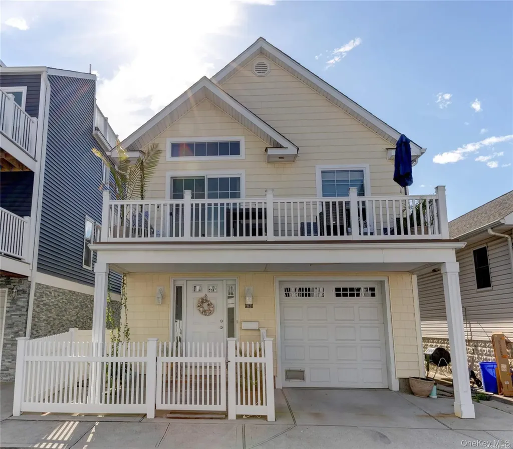 67 Vermont Street Long Beach NY 11561