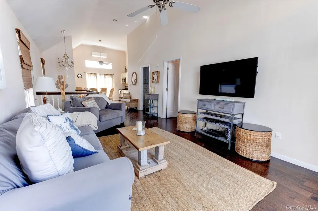 67 Vermont Street Long Beach NY 11561