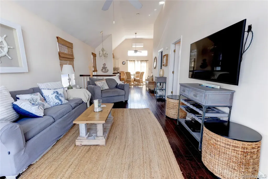 67 Vermont Street Long Beach NY 11561