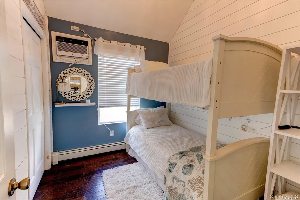 67 Vermont Street Long Beach NY 11561