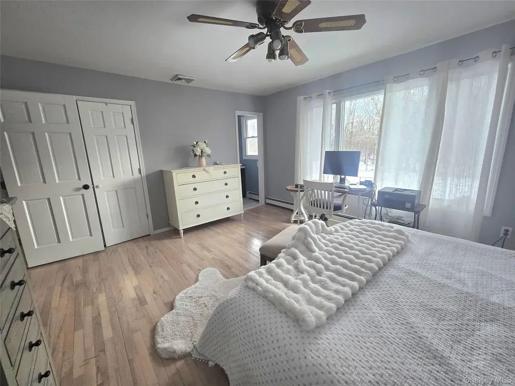 22 Rustic Road Yaphank NY 11980
