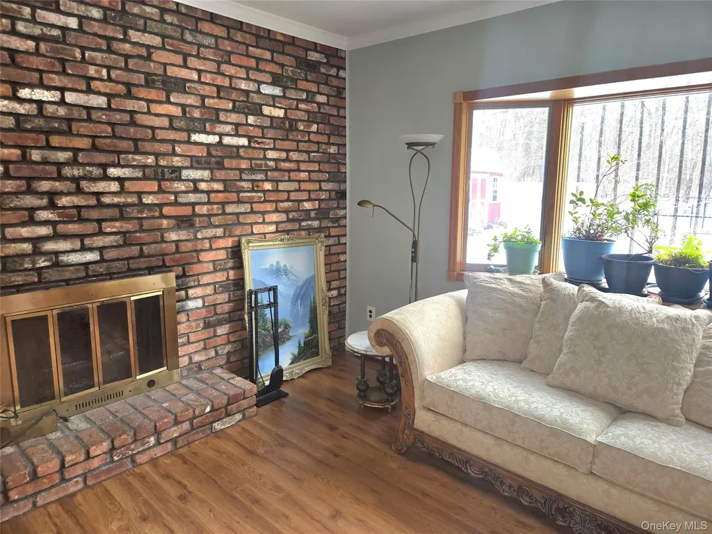 22 Rustic Road Yaphank NY 11980