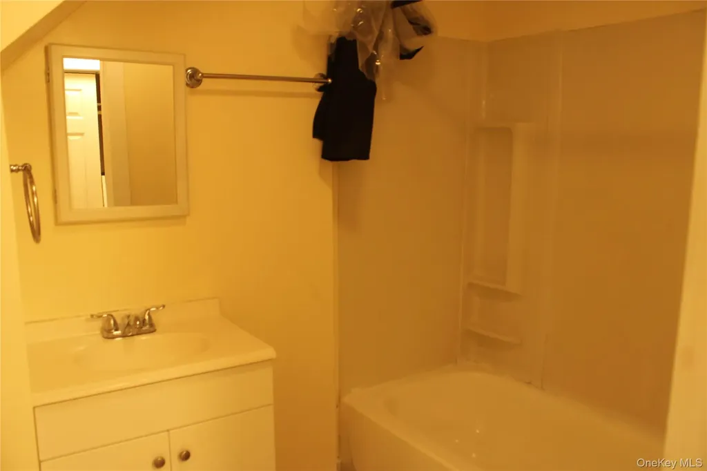 52 S Bridge Street Poughkeepsie NY 12601