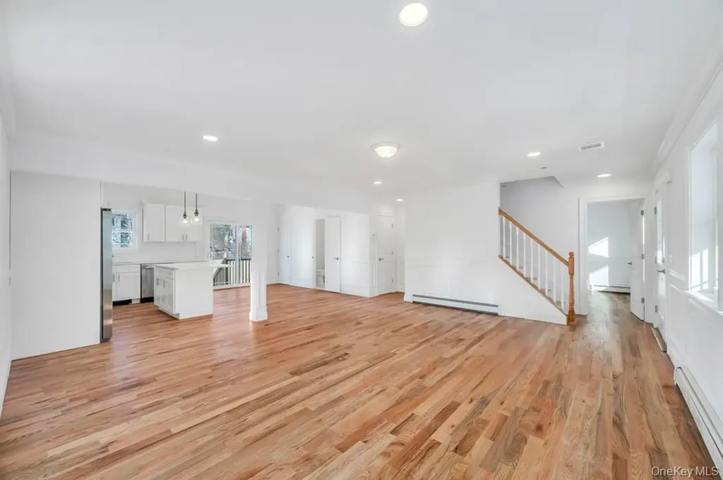 49 Barclay Road Mastic Beach NY 11951