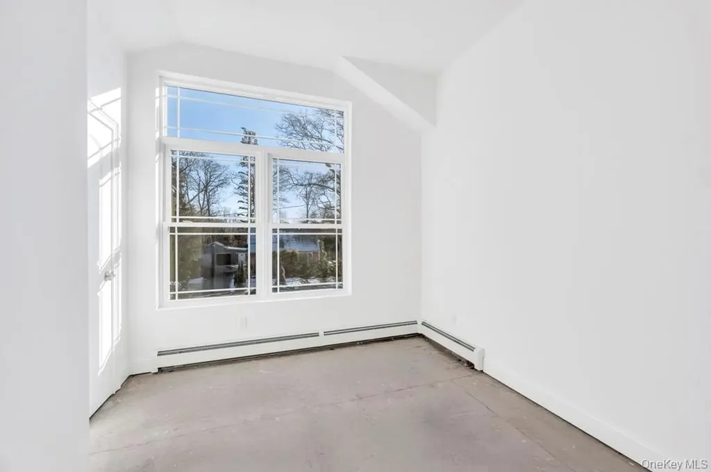 49 Barclay Road Mastic Beach NY 11951