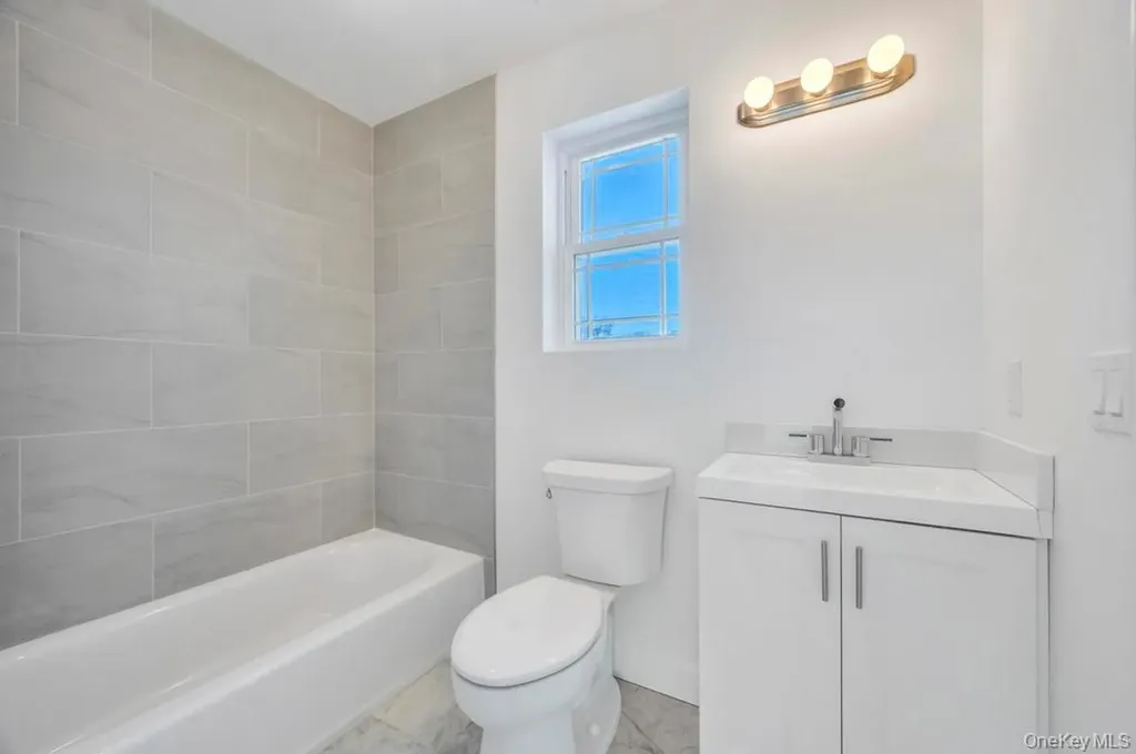 49 Barclay Road Mastic Beach NY 11951