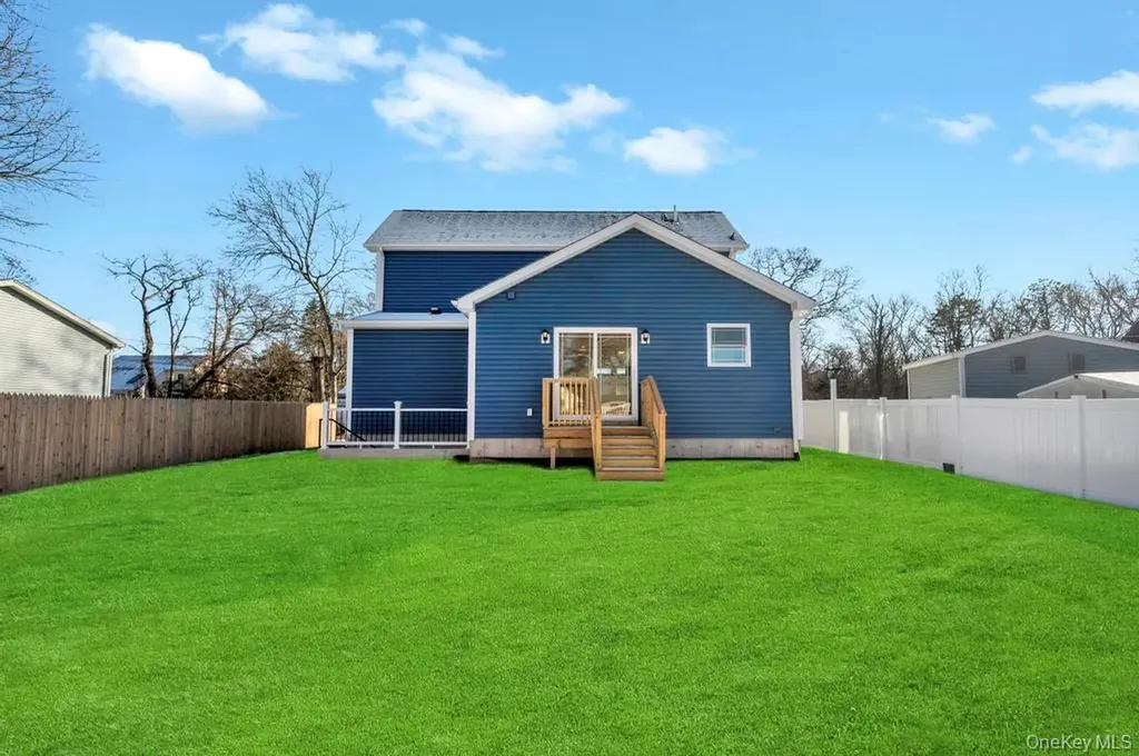 49 Barclay Road Mastic Beach NY 11951