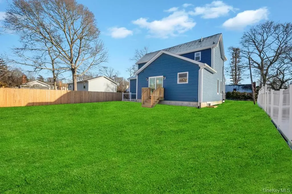 49 Barclay Road Mastic Beach NY 11951