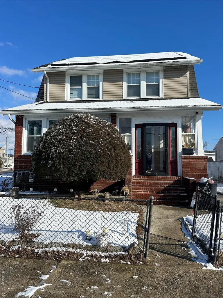 139 Derby Street Valley Stream NY 11581